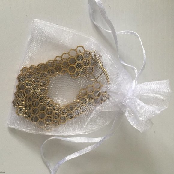 Honeycomb “queen bee” earrings handmade - Picture 1 of 5